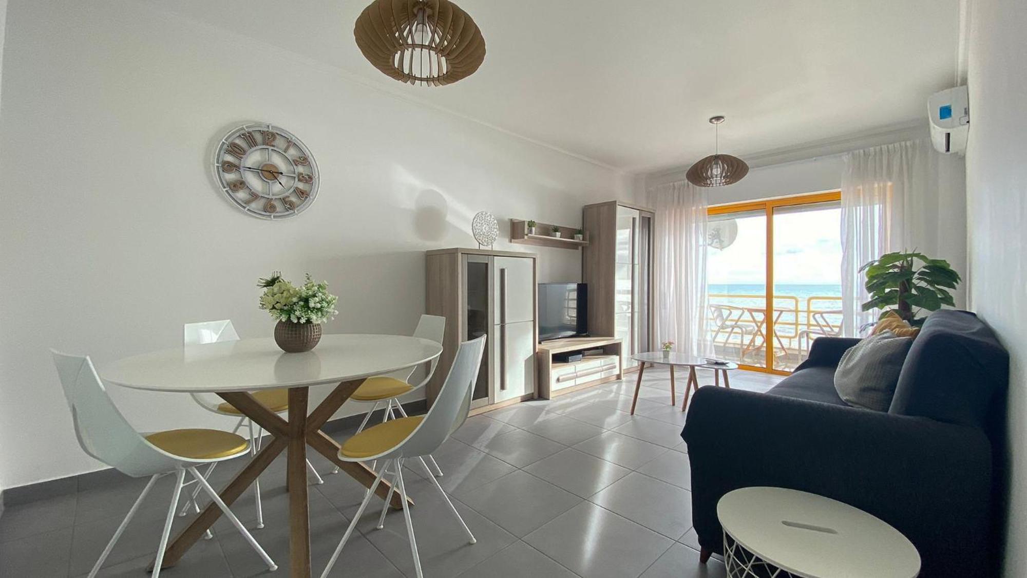 Quarteira Frente Praia II By Homeslow Rentals Kültér fotó